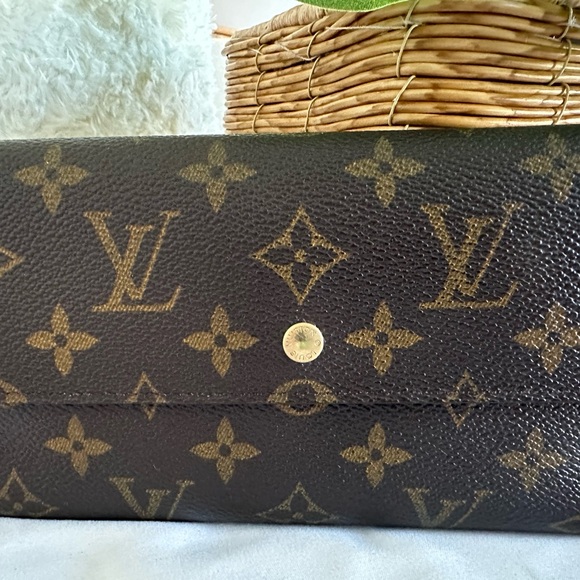 Louis Vuitton Monogram Canvas Continental Wallet in Brown and Gold - Picture 2 of 6